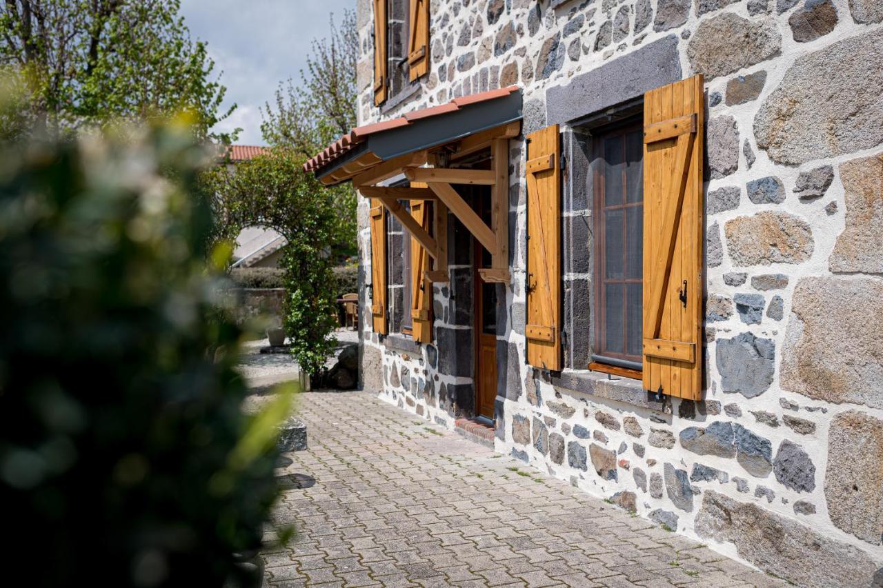 Maison d'Hôte la Grange aux Ayres Olloix Extérieur photo